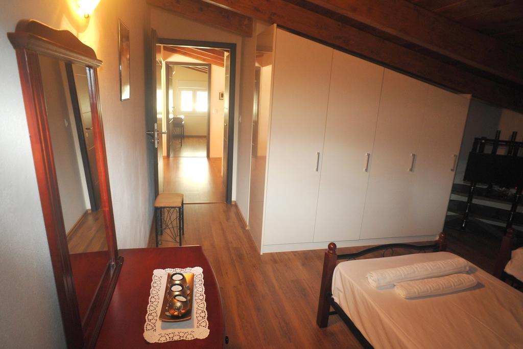 Villa Poulades Gouviá Quarto foto