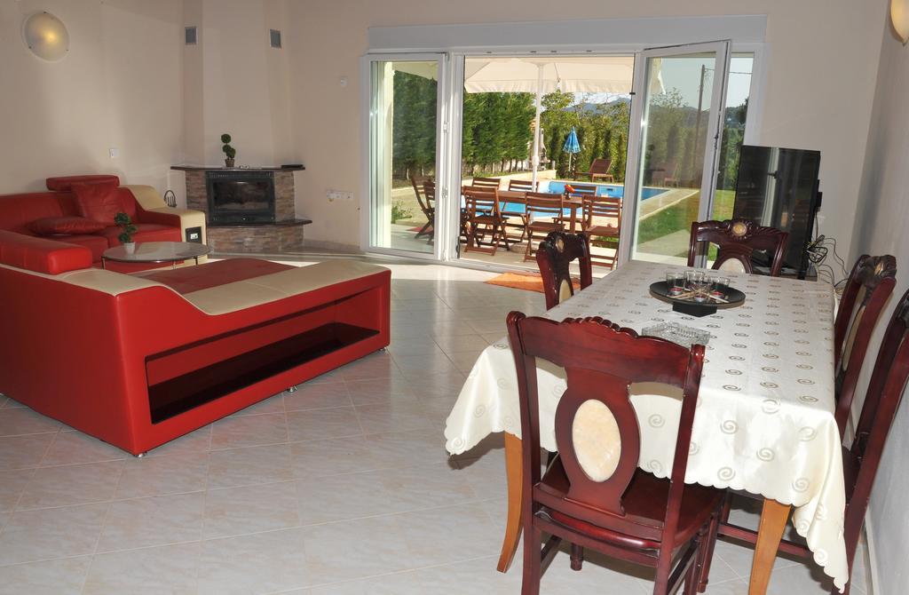 Villa Poulades Gouviá Quarto foto