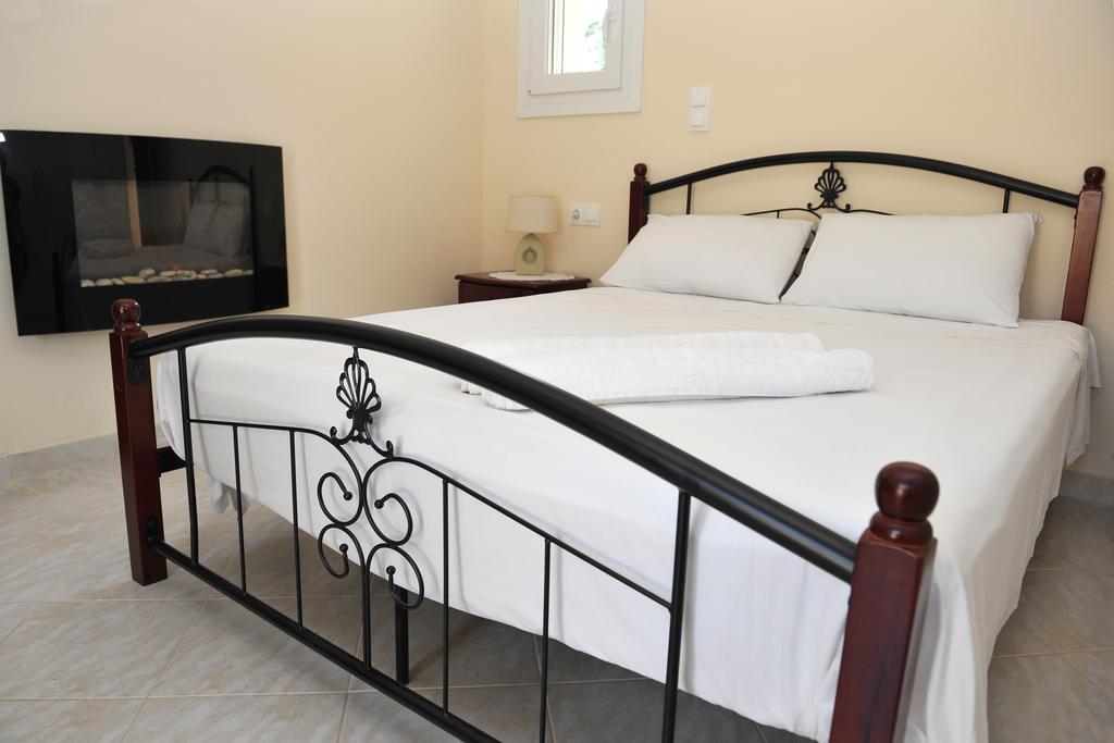 Villa Poulades Gouviá Quarto foto