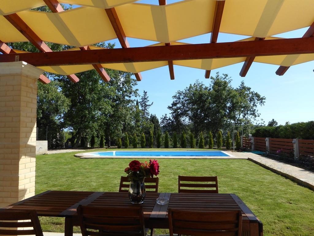 Villa Poulades Gouviá Exterior foto