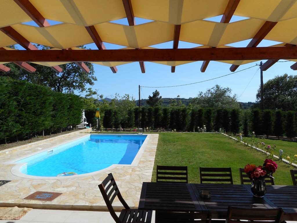 Villa Poulades Gouviá Exterior foto